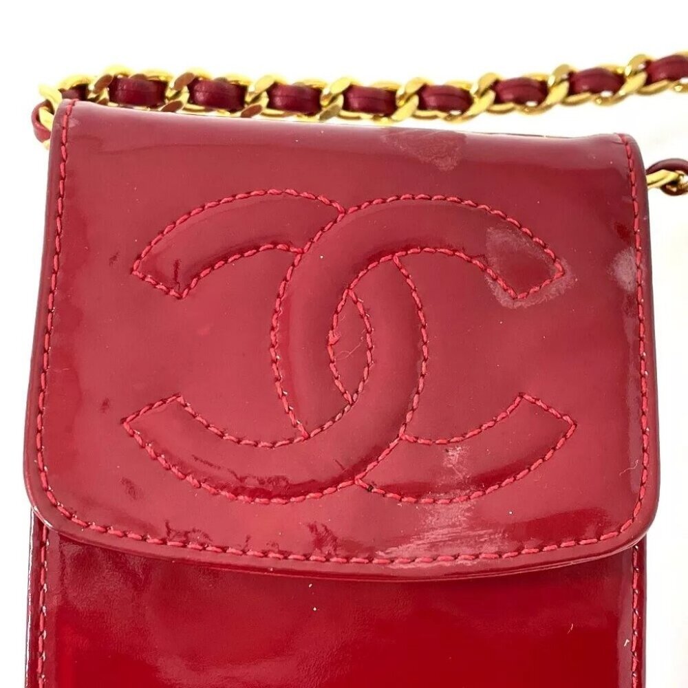 CHANEL Chain Pochette Pouch Shoulder Bag Patent Leather Red x GoldHardware - Picture 9 of 13